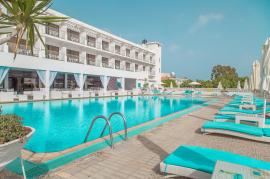  Svetlos Hotel swim camp photo 1